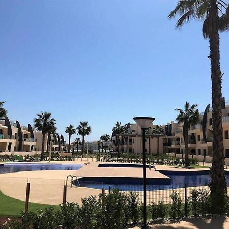 New Luxury Detached Villa With Pool At Beach ピラール・デ・ラ・オラダダ エクステリア 写真
